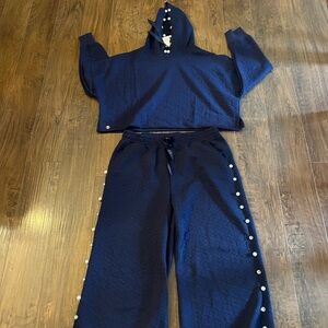 NWT Simply Southern Navy Quilted Set size XXL. 
Such a great stylish set!!!